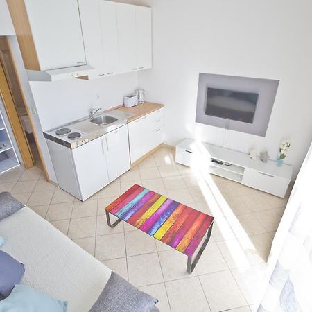 Apartment Zdravka Хвар Екстериор снимка