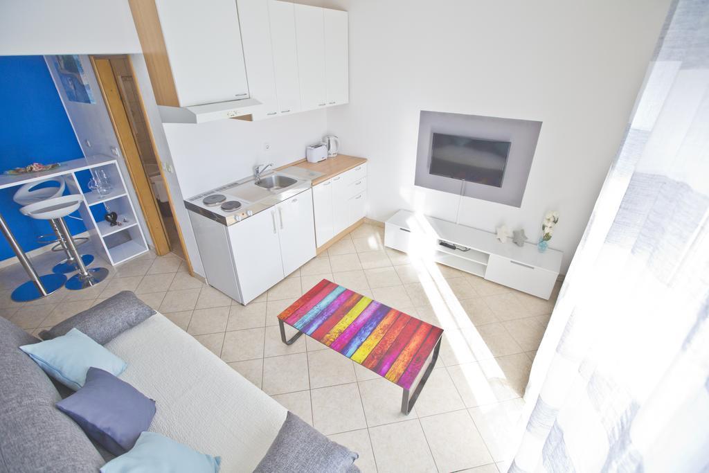 Apartment Zdravka Хвар Екстериор снимка
