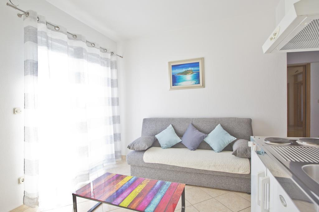 Apartment Zdravka Хвар Екстериор снимка