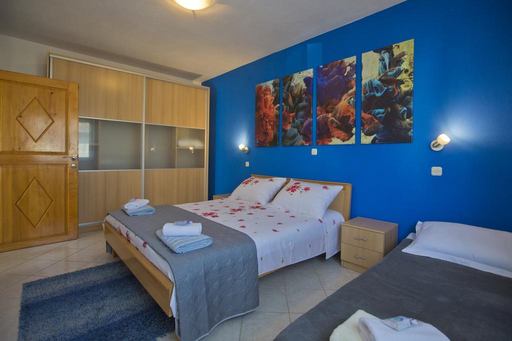 Apartment Zdravka Хвар Екстериор снимка